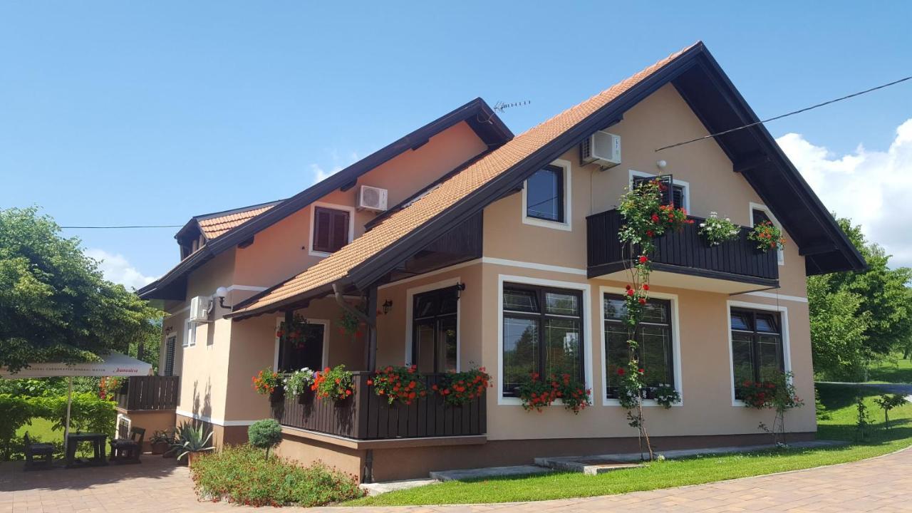 Guest Accommodation Marko Kesic Grabovac  Exterior photo